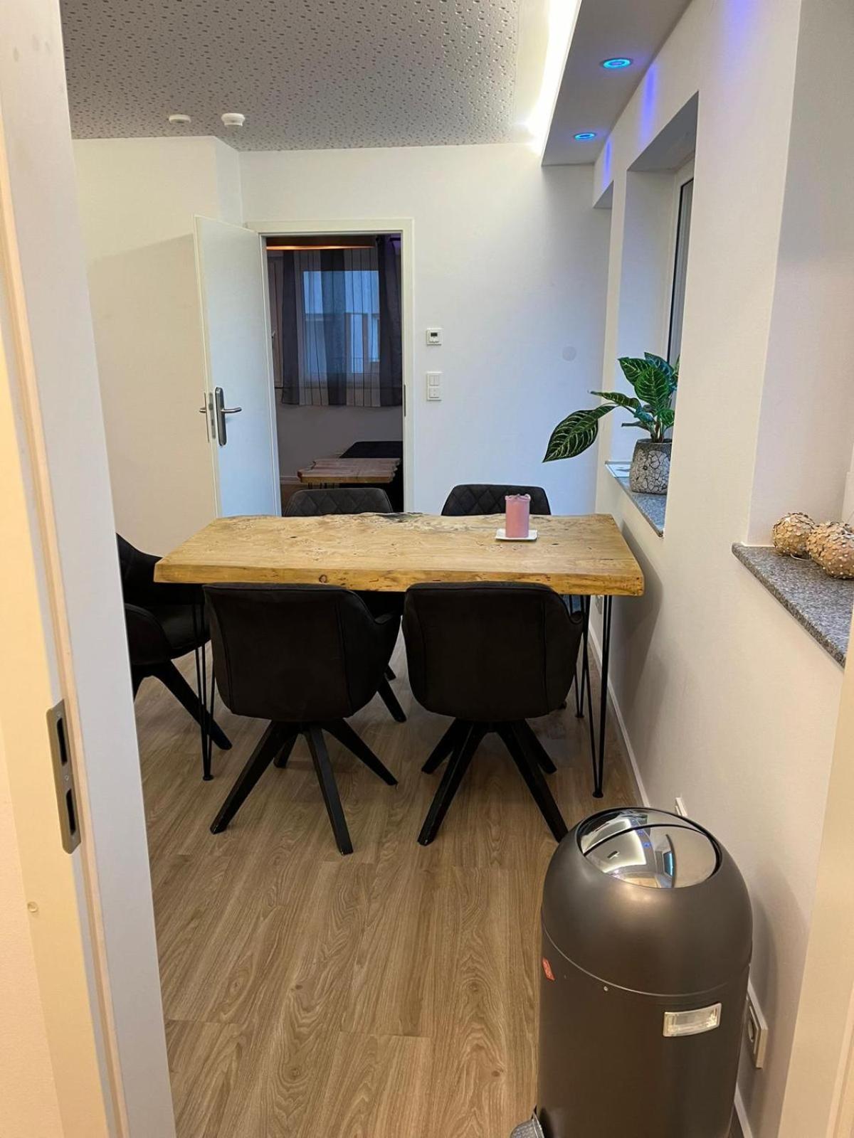 Aparthotel Porschenahe Wohung Stuttgart Exterior foto