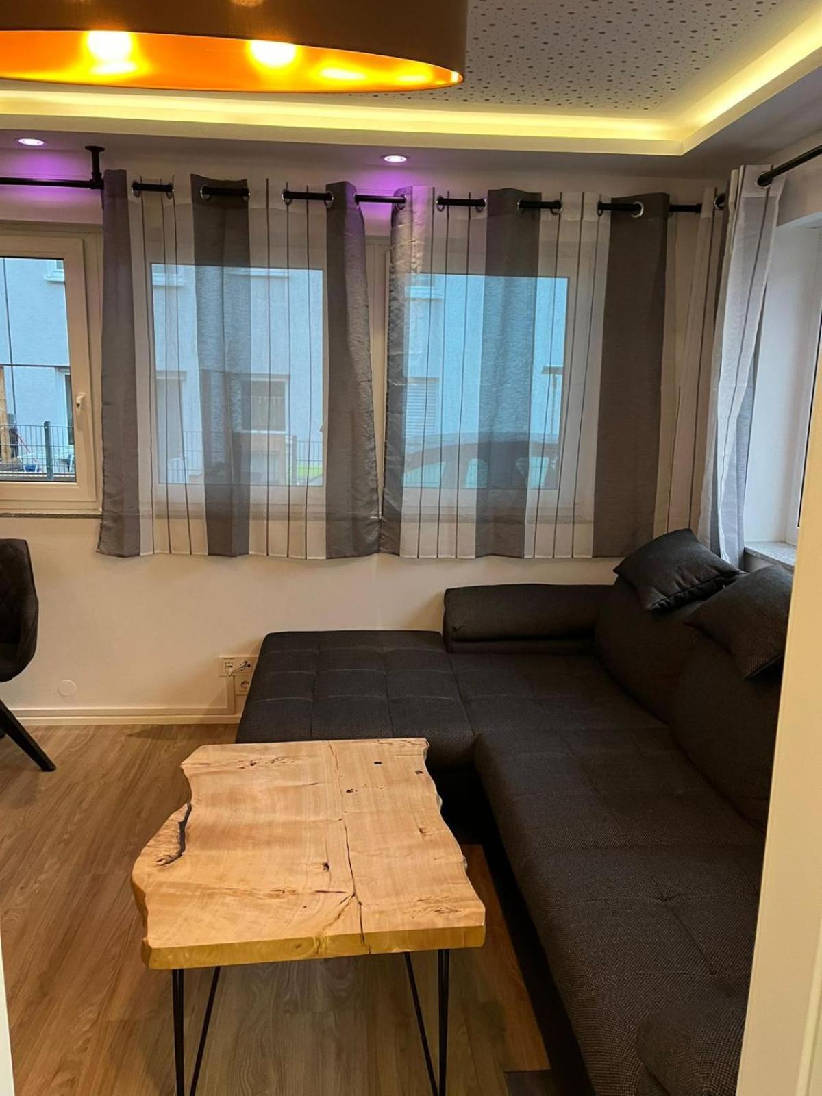 Aparthotel Porschenahe Wohung Stuttgart Exterior foto